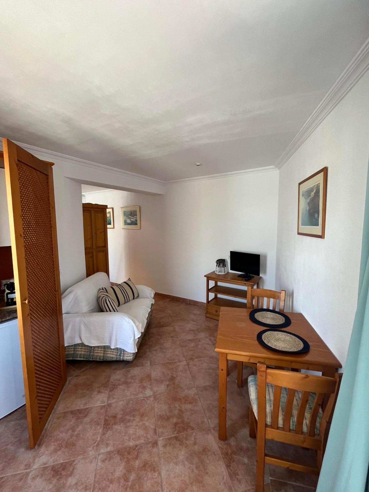 Hostal Restaurante Cala Cala Figuera  Extérieur photo